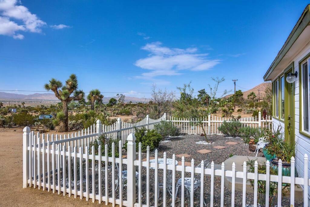 Jt Cottage Yucca Valley Eksteriør billede