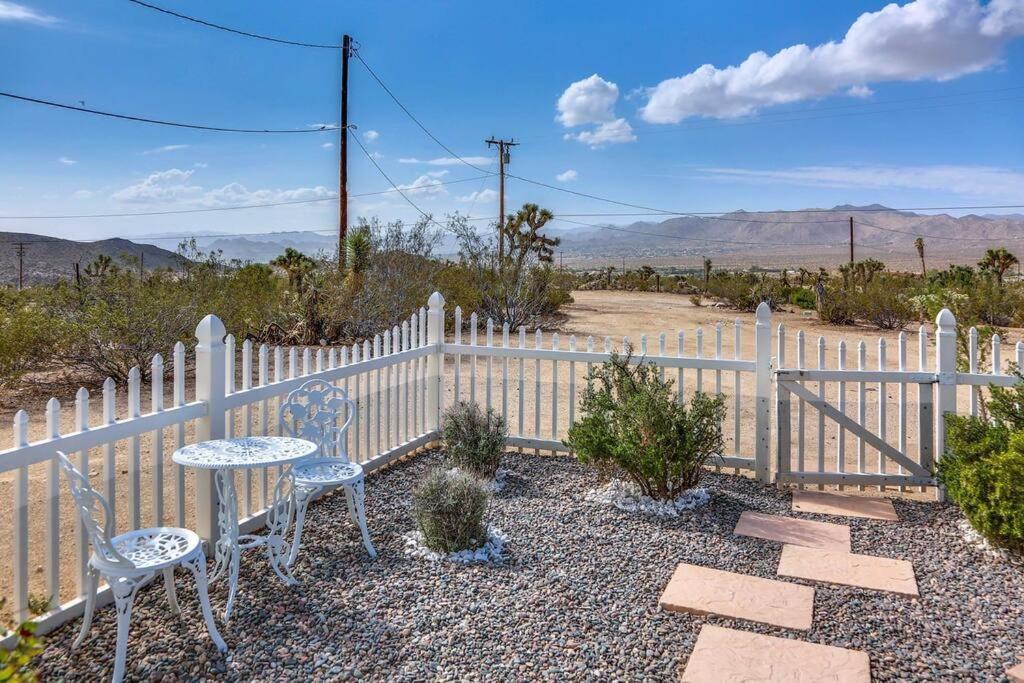 Jt Cottage Yucca Valley Eksteriør billede