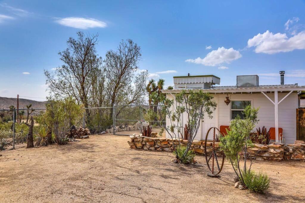 Jt Cottage Yucca Valley Eksteriør billede