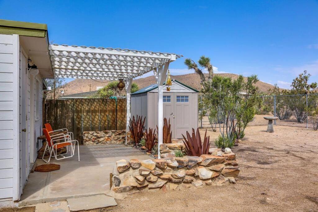 Jt Cottage Yucca Valley Eksteriør billede