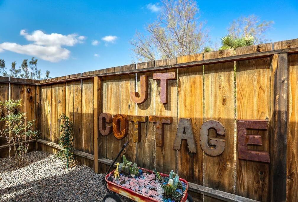 Jt Cottage Yucca Valley Eksteriør billede