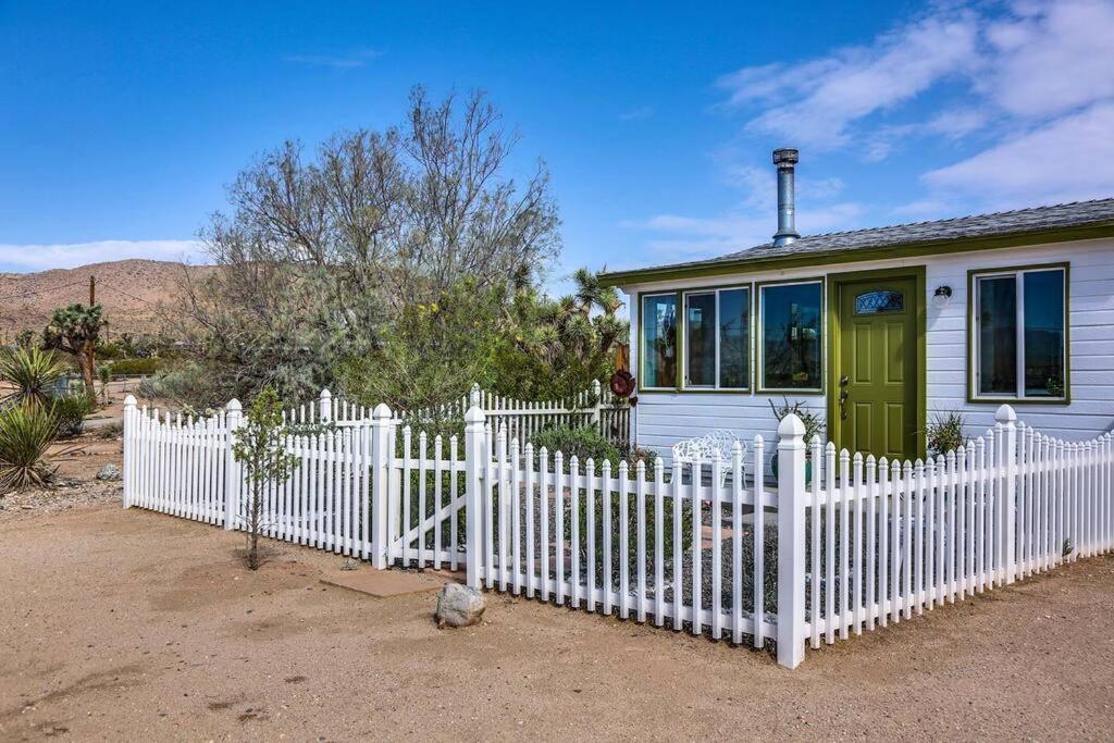 Jt Cottage Yucca Valley Eksteriør billede